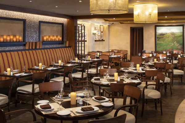 Альтернативный ресторан Giovanni’s Italian Kitchen & Wine Bar